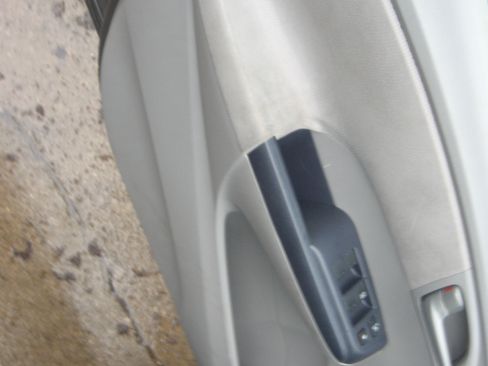 Used 2010 Honda Insight LX image 8