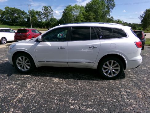 Used 2016 Buick Enclave Premium image 2