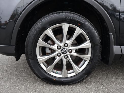 Used 2016 Toyota RAV4 Limited image 28