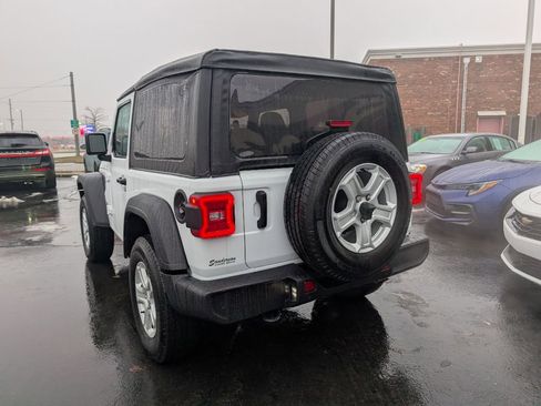 Used 2022 Jeep Wrangler Sport S image 4