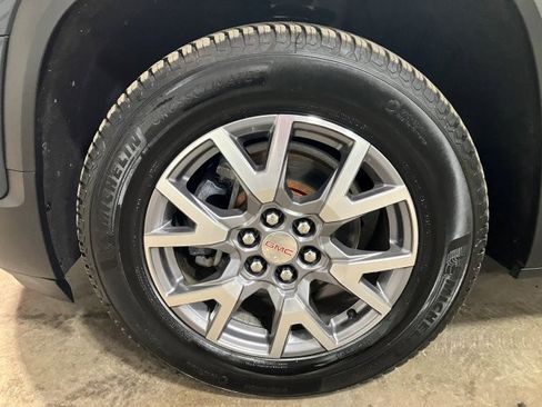 Used 2020 GMC Acadia SLT image 6