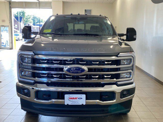 Certified 2024 Ford F350 Lariat AWD/4WD image 3