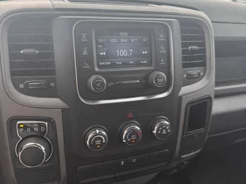 Used 2018 RAM 1500 2WD Crew Cab ST image 12