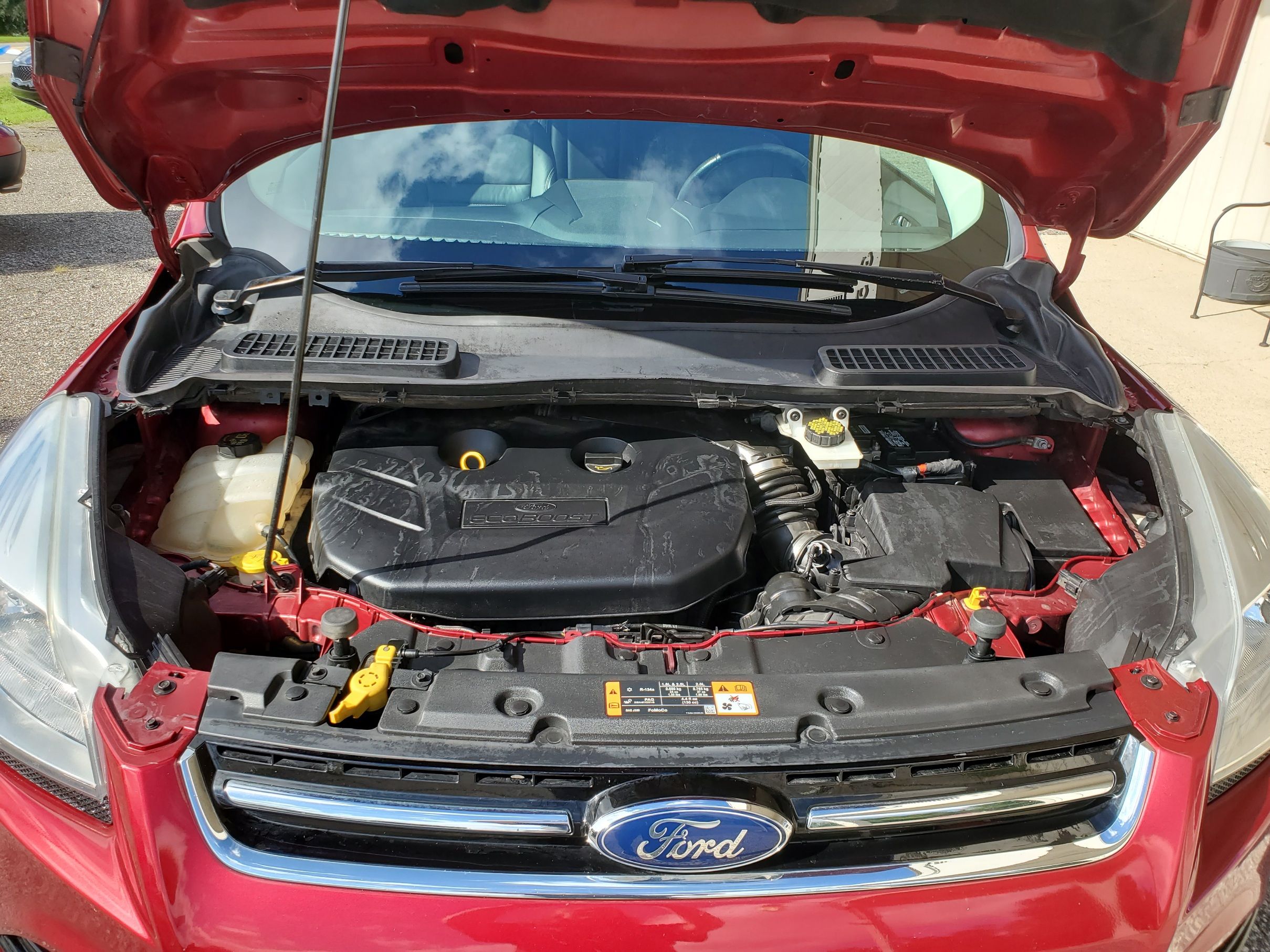 Used 2016 Ford Escape 4WD Titanium image 9