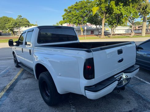 Used 2003 Ford F350 XL image 6