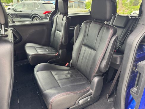 Used 2019 Dodge Grand Caravan GT FWD image 10
