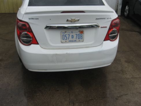 Used 2015 Chevrolet Sonic LTZ Sedan FWD image 5