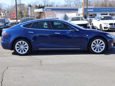 Used 2018 Tesla Model S 100D image 10