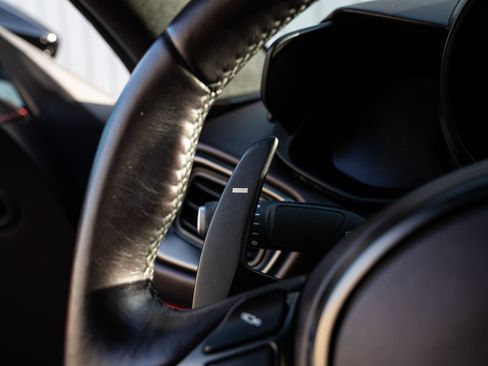 Used 2022 Aston Martin V8 Vantage image 15
