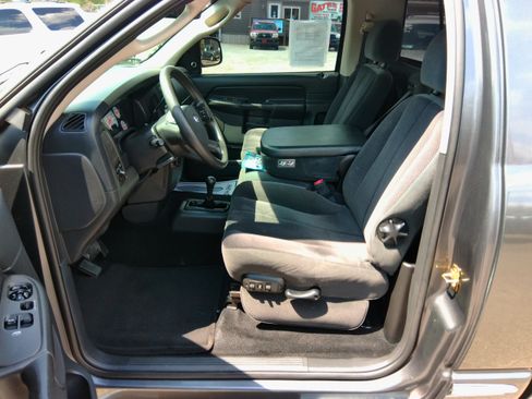 Used 2004 Dodge Ram 1500 Truck SLT image 25