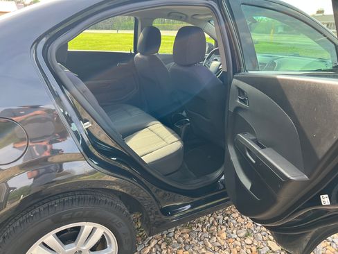 Used 2014 Chevrolet Sonic LT FWD image 11