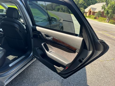 Used 2012 Audi A8 L 4.2 image 14