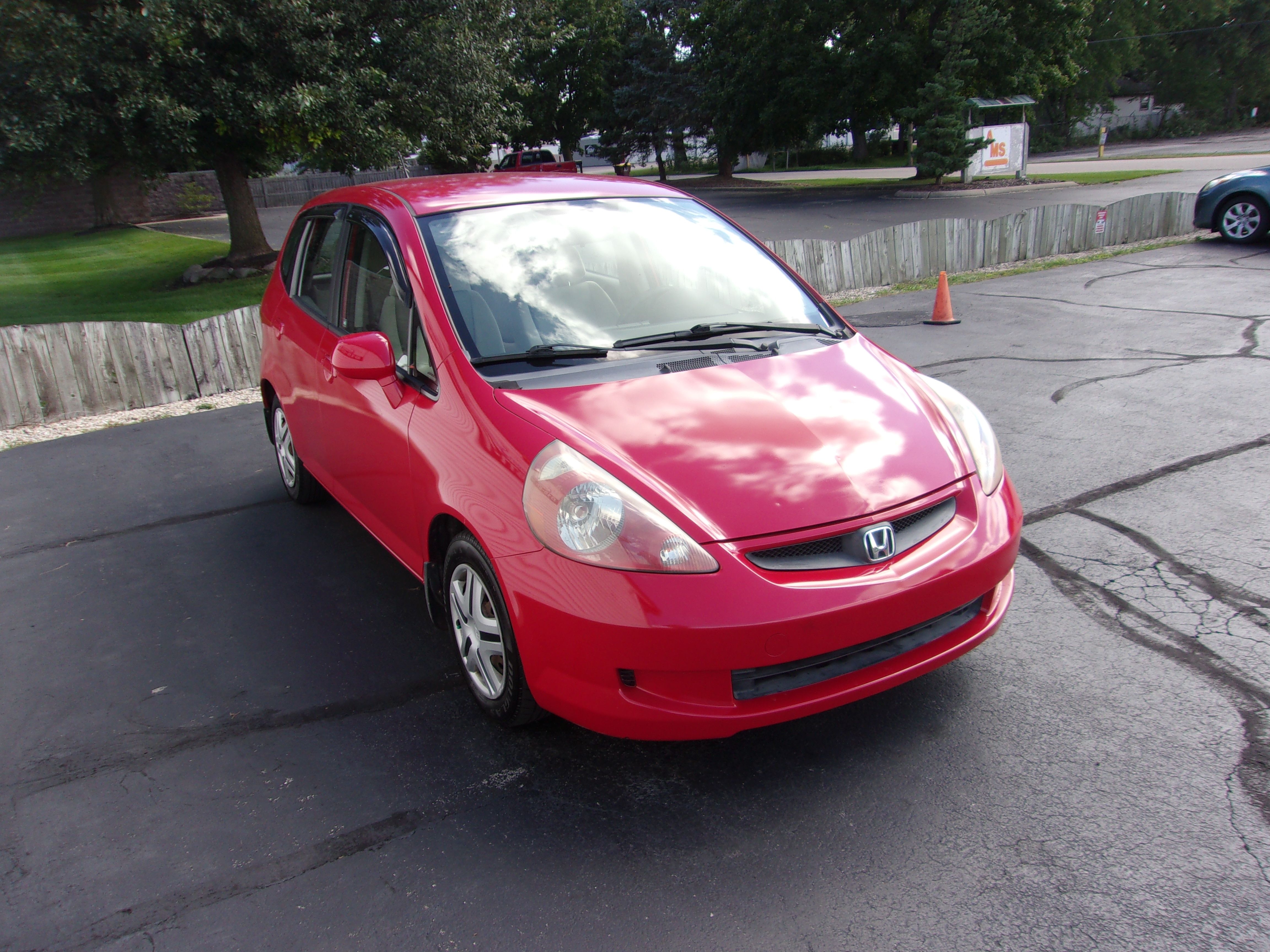 Used 2007 Honda Fit image 2