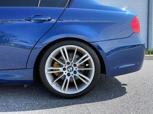 Used 2010 BMW 335i xDrive Sedan AWD/4WD image 27