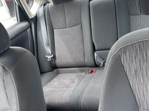 Used 2015 Nissan Sentra SV FWD image 9