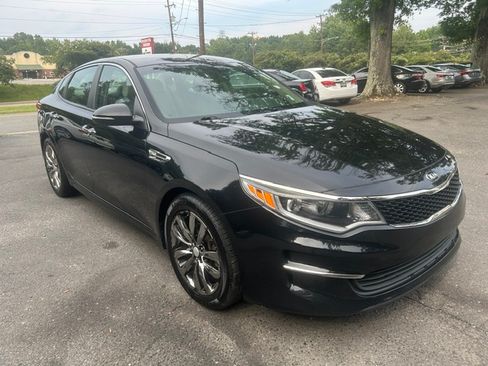 Used 2017 Kia Optima LX FWD image 7
