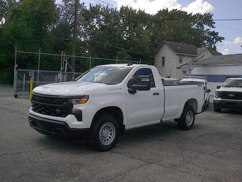 Used 2024 Chevrolet Silverado 1500 W/T AWD/4WD image 10