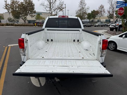 Used 2013 Toyota Tundra image 9