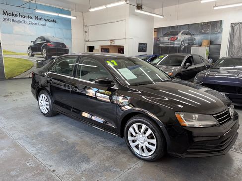 Used 2017 Volkswagen Jetta S Sedan FWD image 9