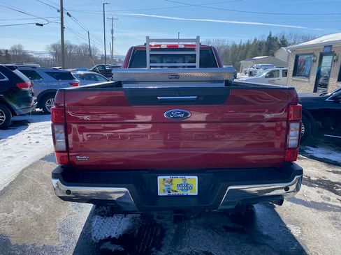 Used 2022 Ford F350 Lariat image 7