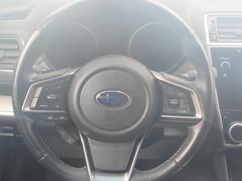 Used 2018 Subaru Outback 2.5i Premium AWD/4WD image 22