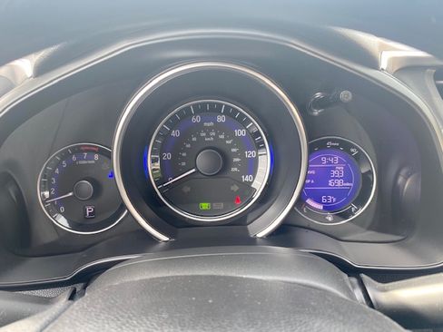 Used 2017 Honda Fit LX image 9