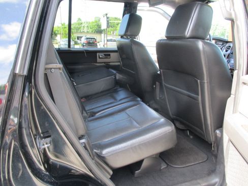 Used 2007 Ford Expedition 2WD Limited image 26