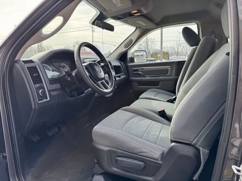 Used 2017 RAM 2500 Tradesman image 7