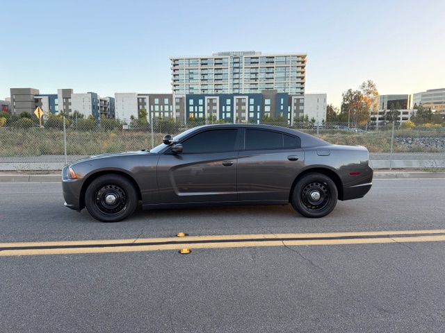 Used 2014 Dodge Charger AWD/4WD image 2
