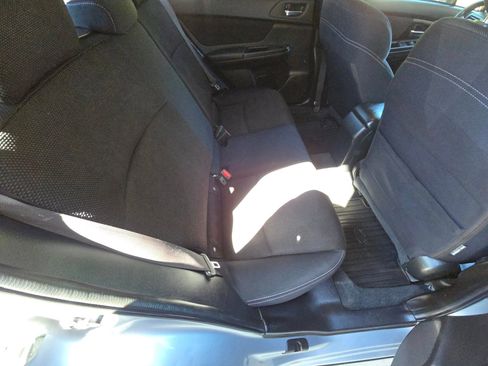 Used 2013 Subaru XV Crosstrek 2.0i Premium image 17