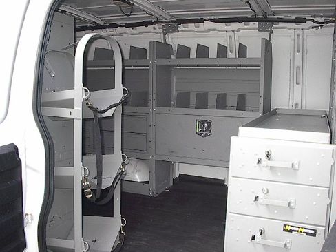 Used 2021 Chevrolet Express 3500 UNAVAIL RWD image 20