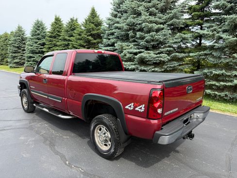 Used 2004 Chevrolet Silverado 2500 4x4 Extended Cab image 4