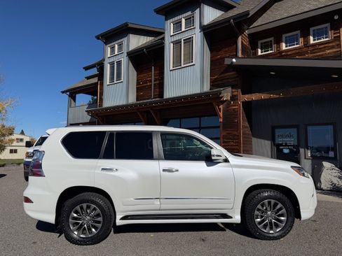 Used 2016 Lexus GX 460 Luxury image 6