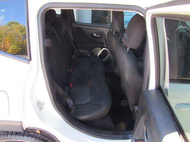 Used 2019 Jeep Renegade 4WD Sport image 18