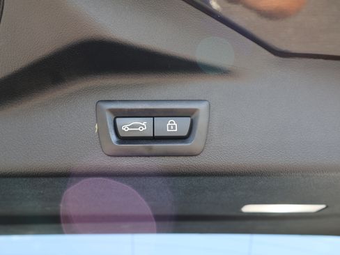 Used 2019 BMW X5 xDrive40i image 17