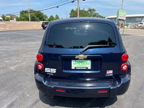 Used 2010 Chevrolet HHR LS FWD image 11