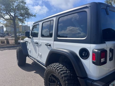 Used 2024 Jeep Wrangler 4WD Unlimited Sport image 17