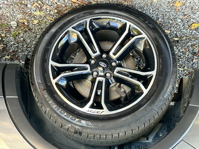 Used 2015 Ford Explorer 4WD Sport image 38