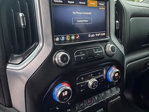 Used 2020 GMC Sierra 2500 4x4 Crew Cab SLE image 12