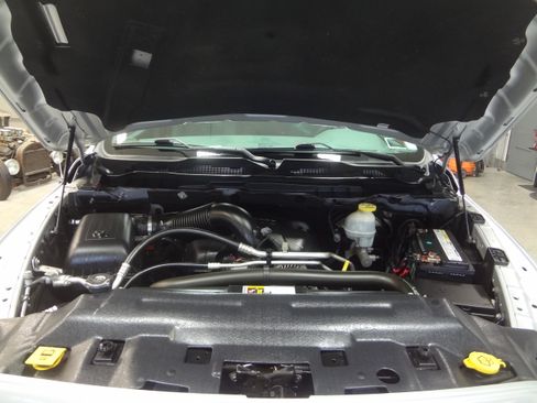 Used 2017 RAM 1500 Express image 21