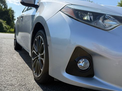 Used 2015 Toyota Corolla S Plus Sedan 4D FWD image 4