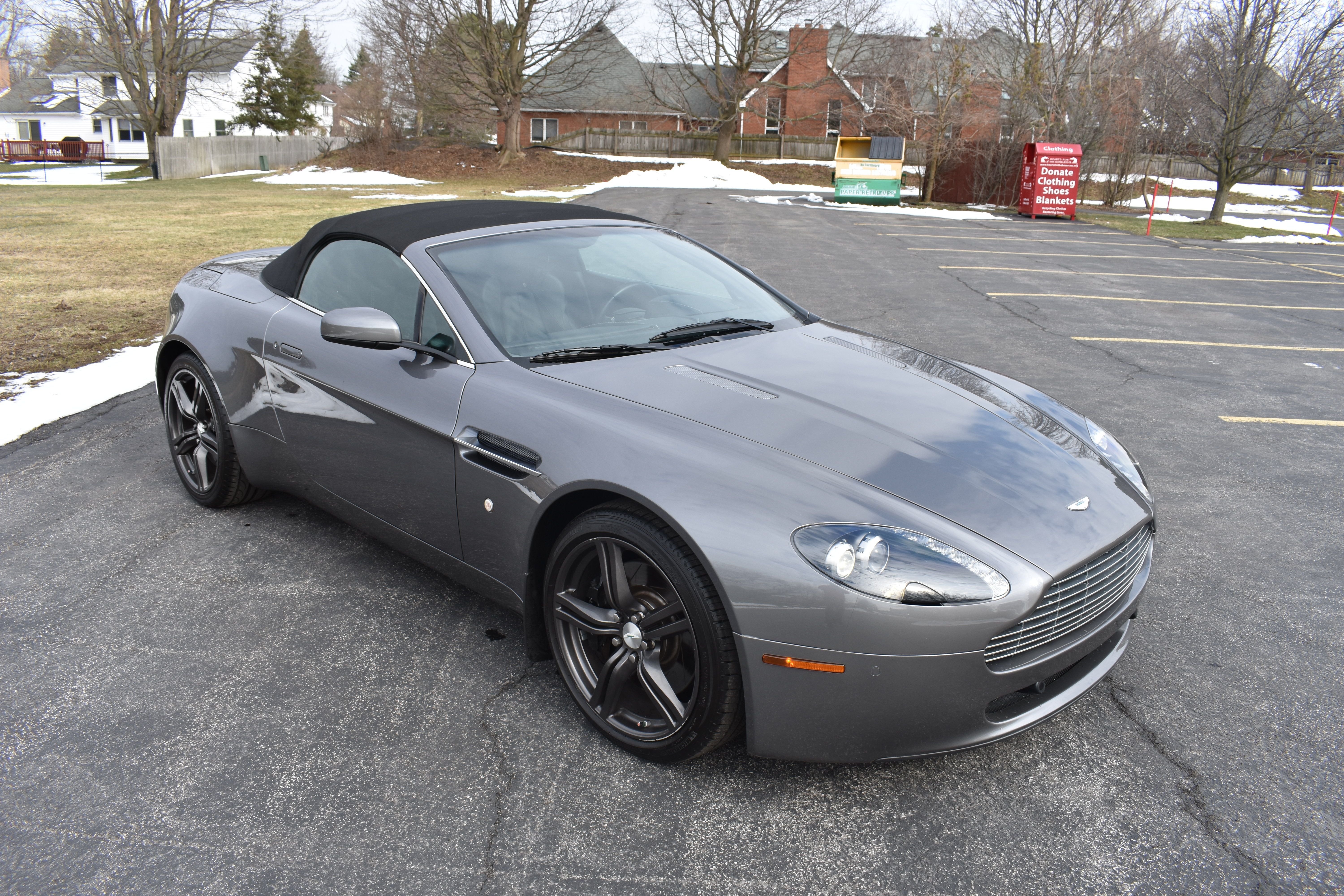 Used 2009 Aston Martin V8 Vantage Roadster RWD image 15