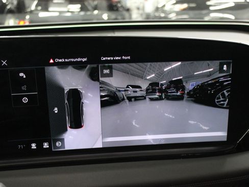 Used 2025 Audi A6 e-tron Premium image 27