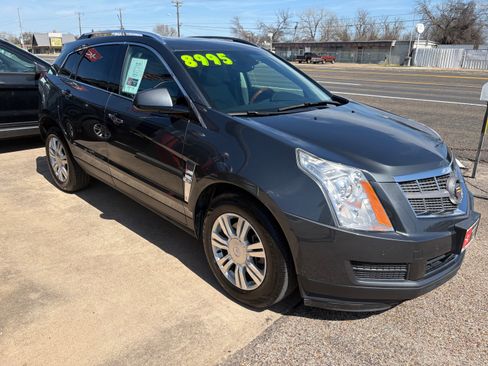 Used 2010 Cadillac SRX Luxury image 2