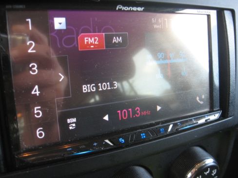 Used 2013 Jeep Patriot Latitude Sport Utility 4D FWD image 11