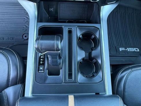 Used 2021 Ford F150 Platinum image 30