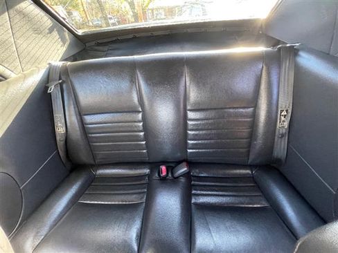 Used 2001 Ford Mustang GT Deluxe image 13