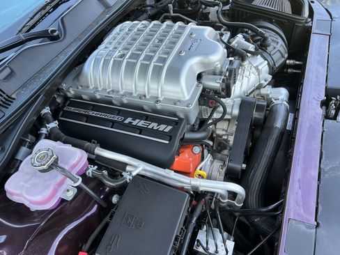 Used 2021 Dodge Challenger SRT Hellcat image 18