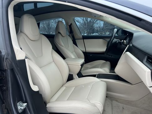 Used 2018 Tesla Model S 75D image 31