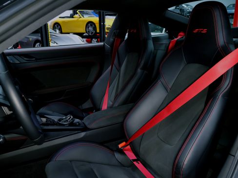 Used 2024 Porsche 911 Carrera GTS image 27